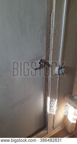 Door Upholstery With Leather And Dermantine For Insulation