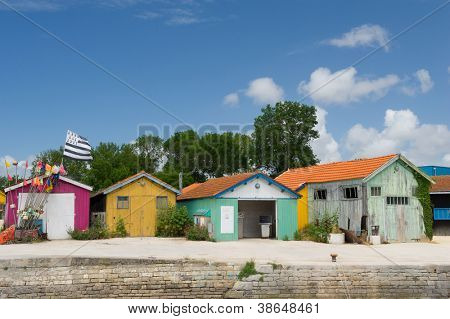 เคบินที่เกาะชาโตว์เดอ Oleron ในประเทศฝรั่งเศส