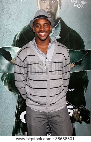 ロサンゼルス発 - 10 月 15 日: ブランドン ・ ミッチェル「アレックス クロス」プレミア アークライト映画館 Cin で到着します。