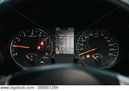 Novosibirsk, Russia - September 19, 2020: Nissan X-trail, Round Speedometer, Odometer With A Range O