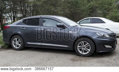 Kazakhstan, Ust-kamenogorsk - 24 August, 2020. Car Kia Magentis (k5).