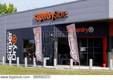 Bordeaux , Aquitaine / France - 09 20 2020 : Superdry Facade Store With Logo And Text Sign On Shop C