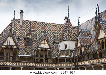 Dieu hospice de Beaune Burgundska, Francie, - církevní nemocnice