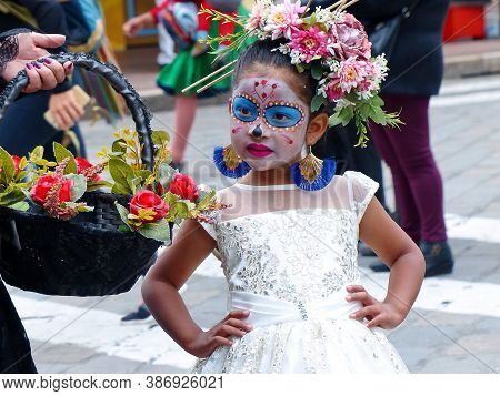 Cuenca, Ecuador - November 5, 2019: Traditional Parade On Day Of Independence Of Cuenca. Little Girl
