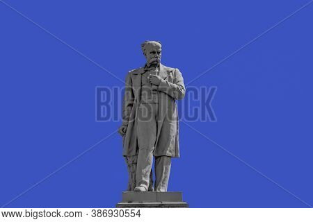 Dnipro, Ukraine - July 21, 2020:  Taras Shevchenko Monument On Monastyrsky Island In Dnipro, Close U