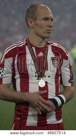 MADRID, SPAIN. 22/05/2010. Munich's midfielder Arjen Robben with his runners up medal at the  Champions League final. played in The Santiago Bernabeu Stadium, Madrid. Inter Milan won the match 2-0.
