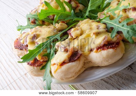 Small Pizza