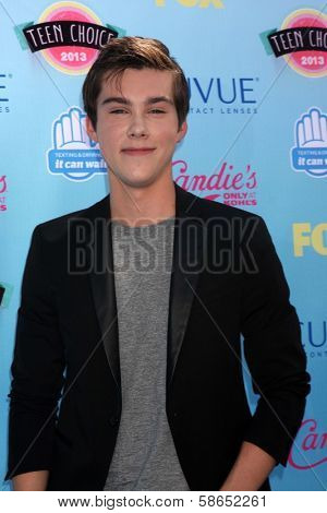 Jeremy Shada at the 2013 Teen Choice Awards Arrivals, Gibson Amphitheatre, Universal City, CA 08-11-13