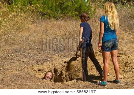 Evie Thompson and Tristan DeVan Behind The Scenes of 