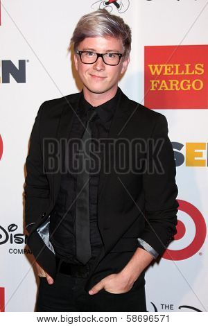 Tyler Oakley at the 2013 GLSEN Awards, Beverly Hills Hotel, Beverly Hills, CA 10-18-13