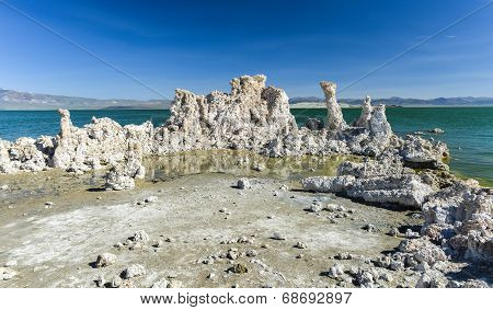Tufa Formation In Mono Lake, California