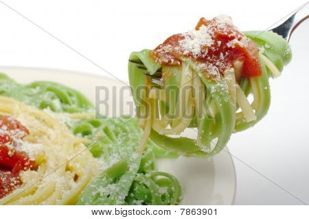 Spaghetti con Tomatosauce e parmigiano