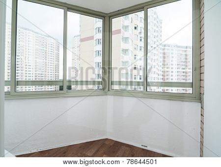 Empty generic room