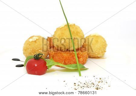 Carrot burgers with potato balls