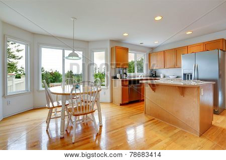 Kitchen Room With Rustic Dining Table Set