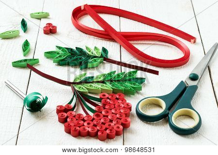 Quilling: Strips Of Paper, Rowan, Scissors
