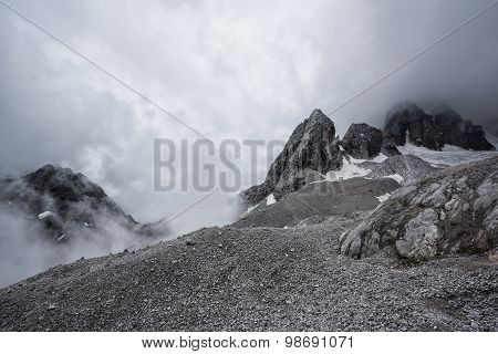 Jade Dragon Snow Mountain