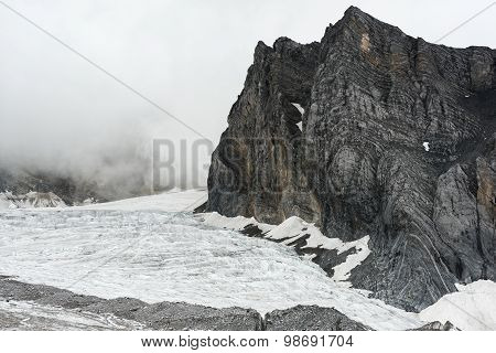 Jade Dragon Snow Mountain