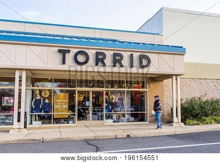 Fairfax, Usa - December 3, 2016: Torrid Store Facade That Provides Clothing For Plus Sized People In