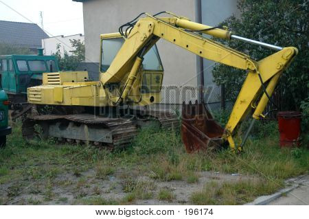 Unused Yellow Digger
