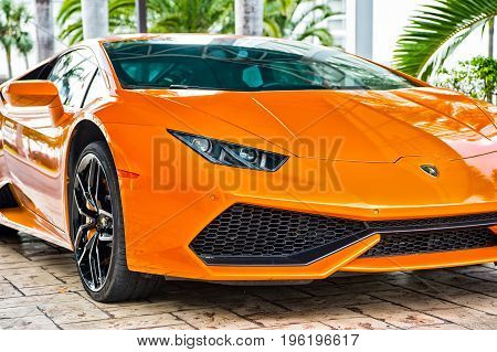 Supercar Lamborghini Aventador Orange