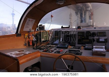 Expedition Boat  - Tara