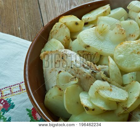 Baked Garlic Chicken And Potatoes