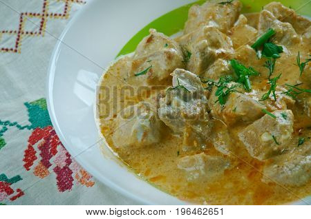 Georgian Chicken With Walnut Sauce