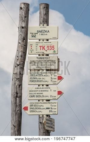 Trails and tourist routes leading from the highest peak of the Karkonoskie Mountains, which is Śnieżka.