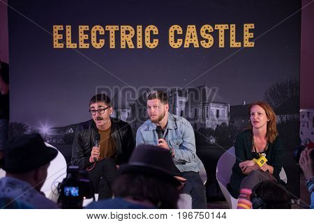 Alt-j Band At A Press Conference