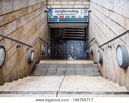 Jungfernstieg Subway Station In Hamburg Hdr