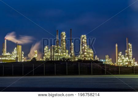 Chemical industry in the Leune works, Germany