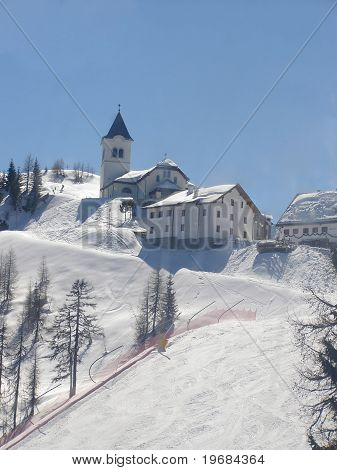 Villaggio alpino invernale