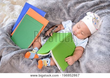Baby Is Sleeping: The Idea Of Saving For Edication Of The Baby