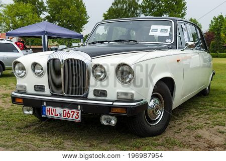 PAAREN IM GLIEN GERMANY - MAY 23 2015: Luxury car Daimler limousine DS420 1986. The oldtimer show in MAFZ.