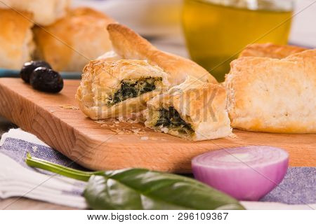 Spinach Puffs With Feta Chese And Spinach.