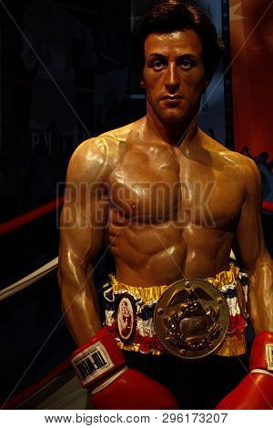 Los Angeles, Usa - Oct 08, 2015: Sylvester Stallone As Rocky Balboa In Madame Tussauds Hollywood Wax