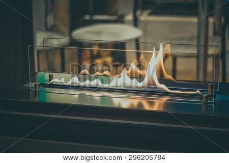 Biofireplace Burn On Ethanol Gas. Contemporary Mount Biofuel