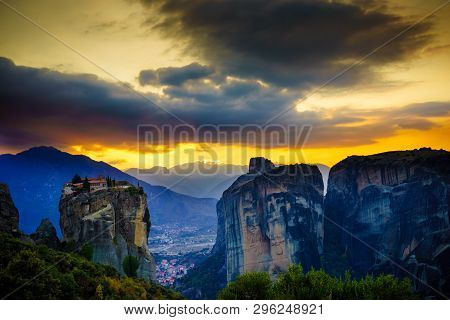 Monastery Of The Holy Trinity On Cliff. Greek Destinations. The Meteora Monasteries, Greece Kalambak