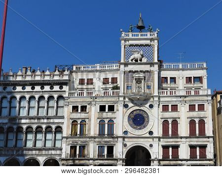 Zodiac Clock. Clock Tower With Winged Lion And Two Moors Striking The Bell - Early Renaissance 1497 