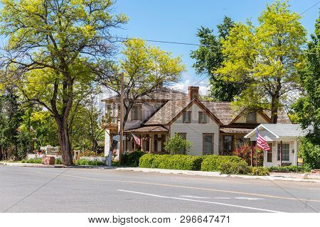 Kanab, Utah Usa - May 25, 2015: Street View Of Kanab Town In Utah Usa