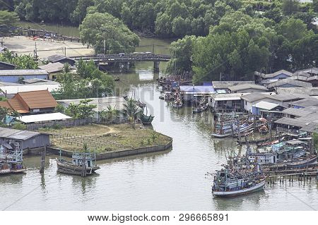 Fishing Boats Parked In Tha Taphao River Access To The Sea At Mutsea Mountain Viewpoint In Chumphon 