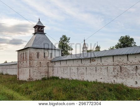 Wall And Tower Of Ancient Orthodox Spaso-prilutsky (savior-priluki) Monastery In Vologda, North Russ