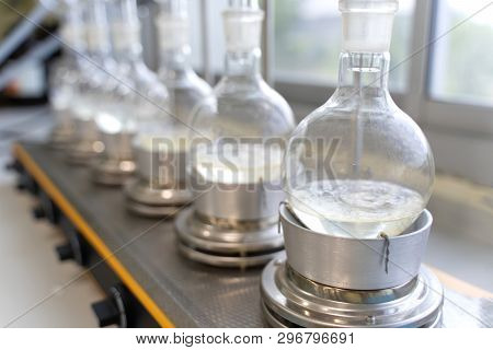 Soxhlet Extractor.percolator-boiler And Reflux,distillation Flask On Heating Element.organic Chemist