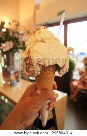 great Galeto Galeto Ice Cream In A Summer Day