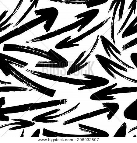 Hand Drawn Arrows, Grunge Vector Seamless Pattern On A White Background.