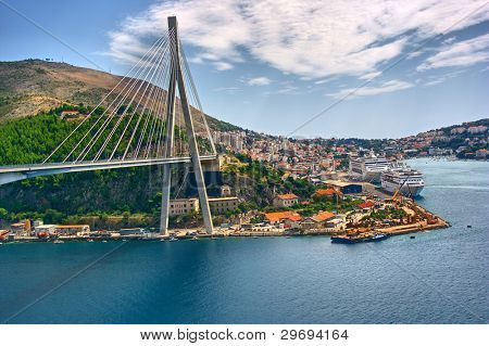 Brug en elke poort in Dubrovnik