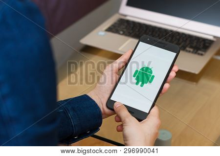San Francisco, Us - 22 April 2019: Close Up To Female Hands Holding Smartphone Using Android Os, San