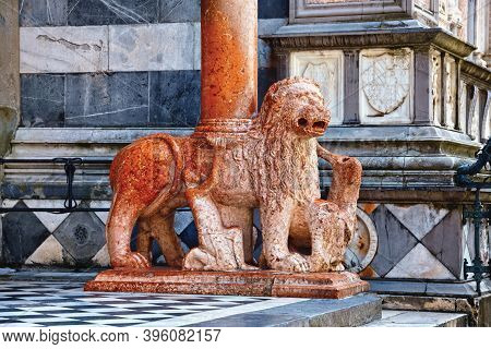 Red Stone Lion Sculpture Of The Cappella Colleoni (was Built With Marble Elements Between 1472 And 1