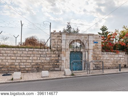 Jerusalem, Israel, November 14, 2020 : Outer Gate To The School For Girls From The Unrwa Fund Opposi